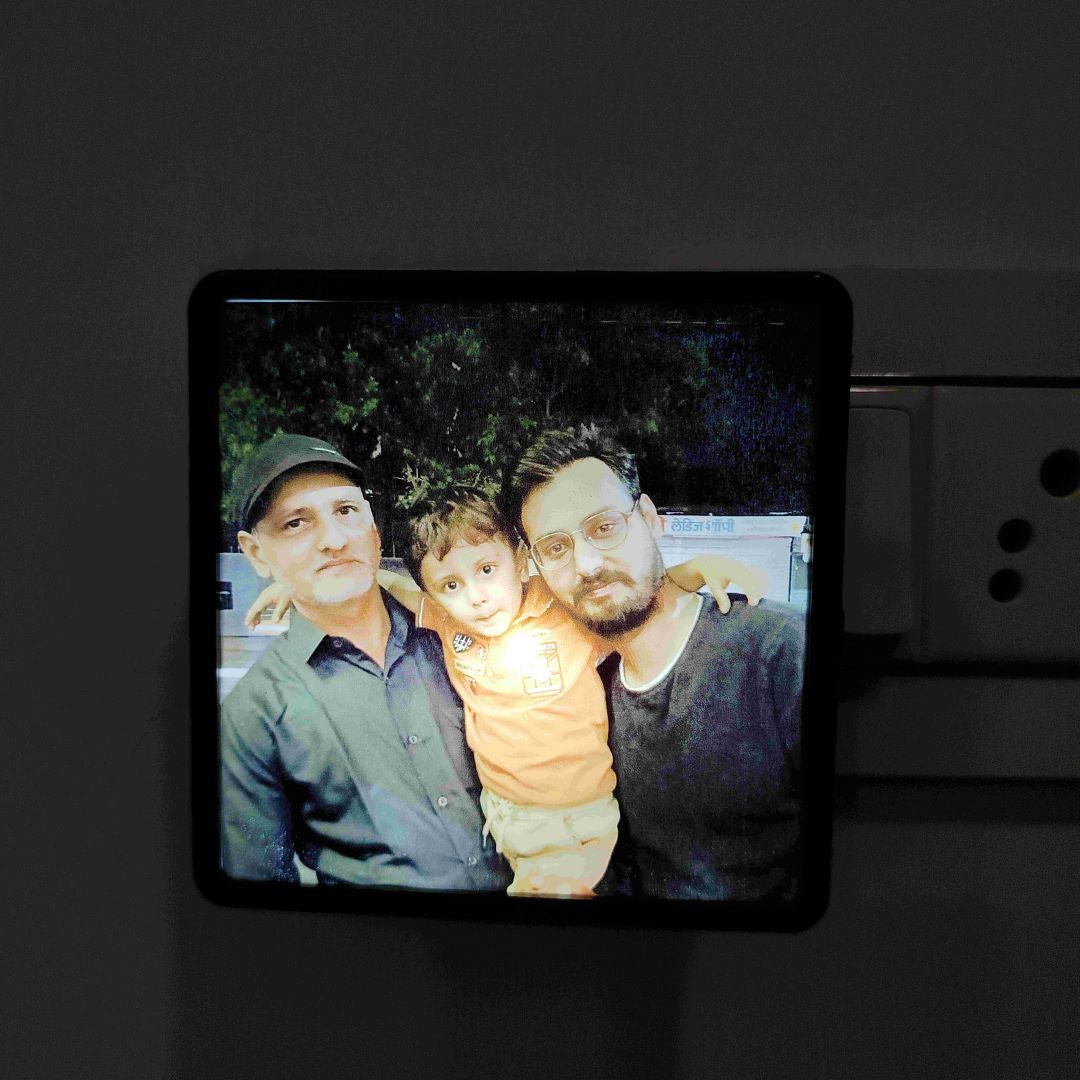 Personalized Photo Night Lamp – Customized LED Plug-in Gift for Loved Ones